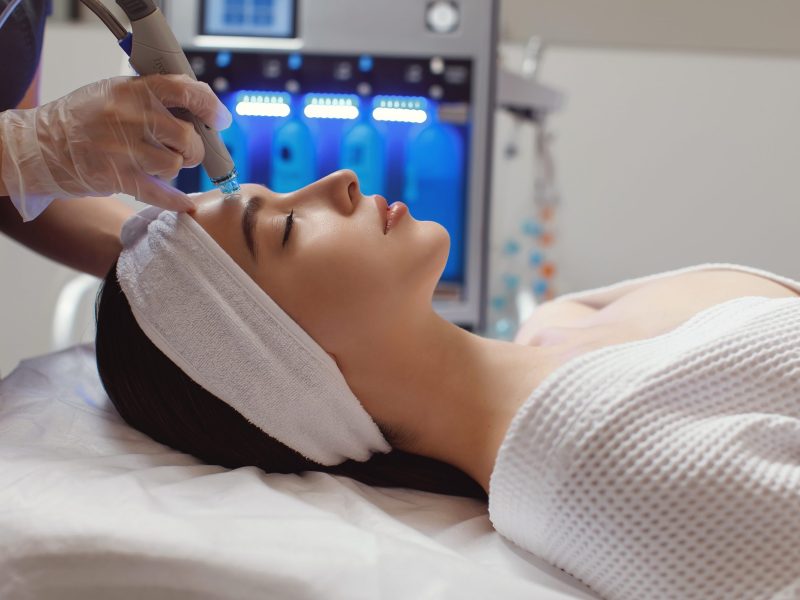 Hydrafacial-1-scaled Hydrafacial 1 scaled 1